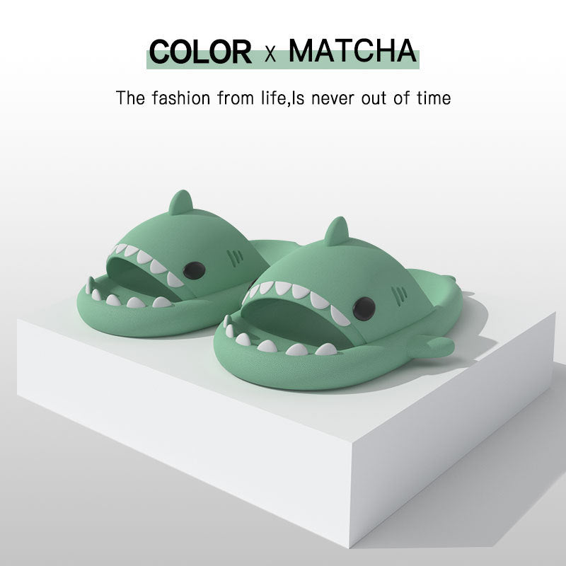 Adult's Slippers Indoor Outdoor Funny Shark Cartoon - Les Petits Explorateur 