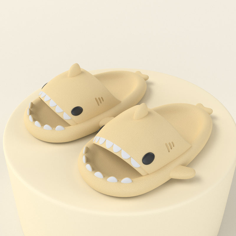 Adult's Slippers Indoor Outdoor Funny Shark Cartoon - Les Petits Explorateur 