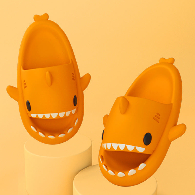 Adult's Slippers Indoor Outdoor Funny Shark Cartoon - Les Petits Explorateur 